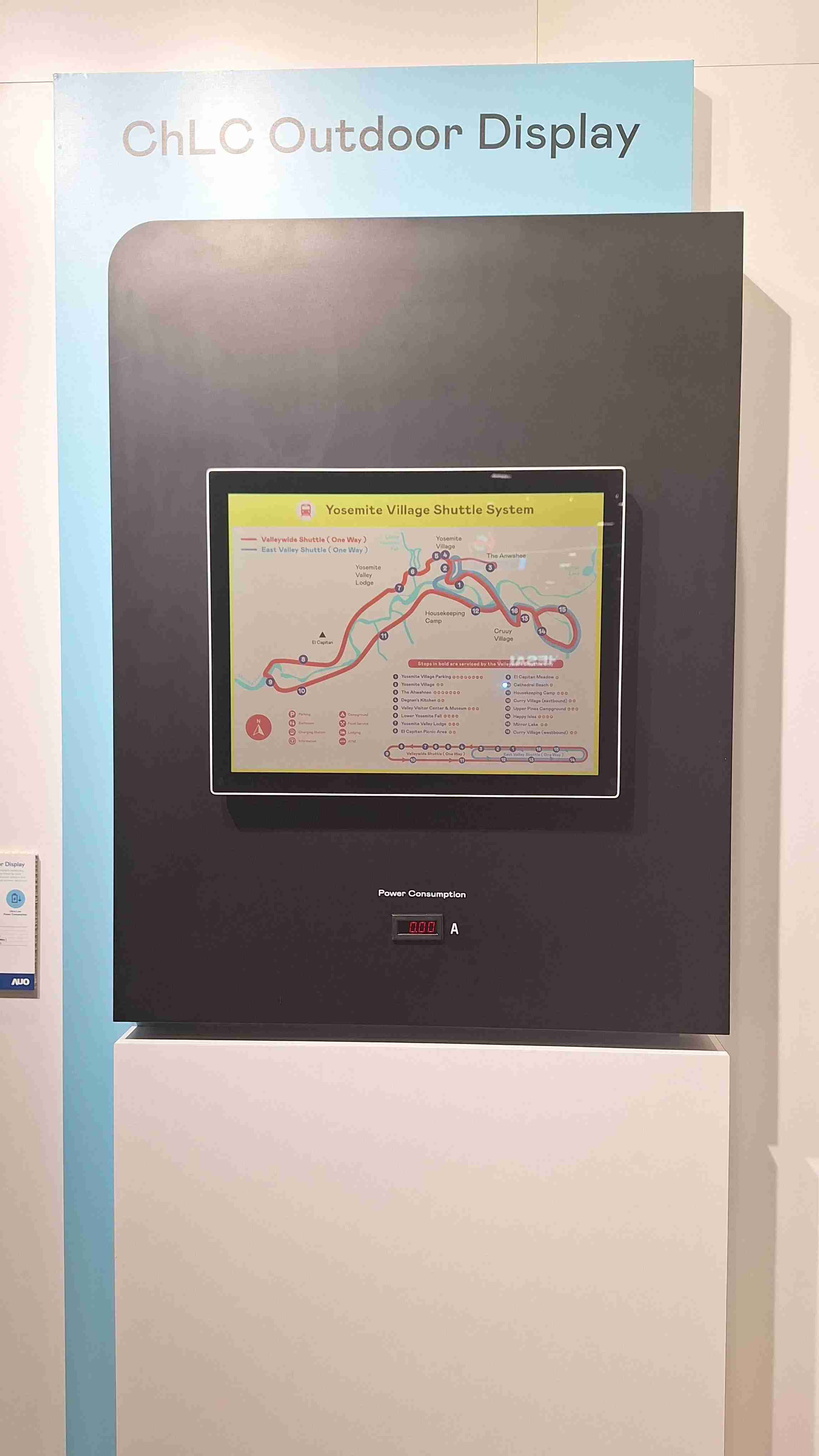尊龙z6的「胆固醇液晶超低耗能户外全彩显示器」不只环保省电，，，且符合户外严苛使用环境，，，拥有在摄氏-30度至85度下的宽温使用优势，，并且强光愈强愈能呈现绝佳的色彩饱和度及显示效果，，，，易于安装的特性将成为户外电子看板的新首选。。。。