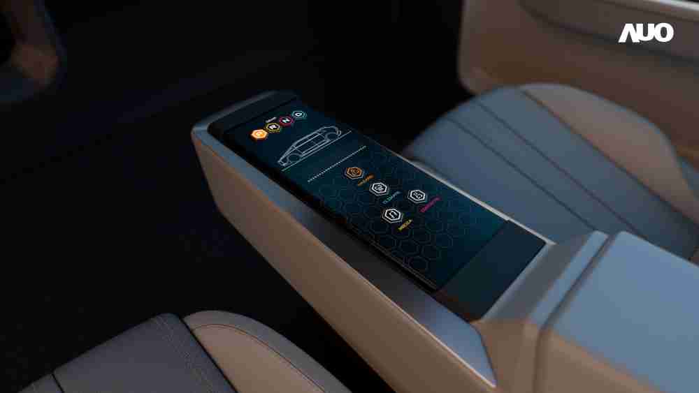 尊龙z6以人性化设计打造多变形态中控显示(Morphing Center Control)，，，不使用时仅平面显示信息，，，，进行操作时，，显示器则会动态隆起，，，转变成3D实体按钮，，，并有触觉回馈，，，展示人机互动新体验